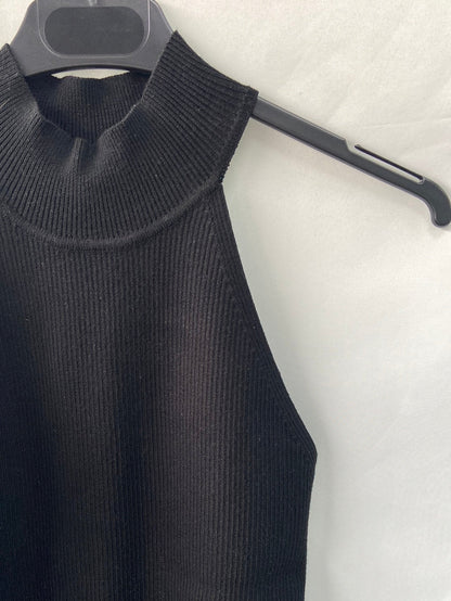 ZARA.Top punto negro halter T.s