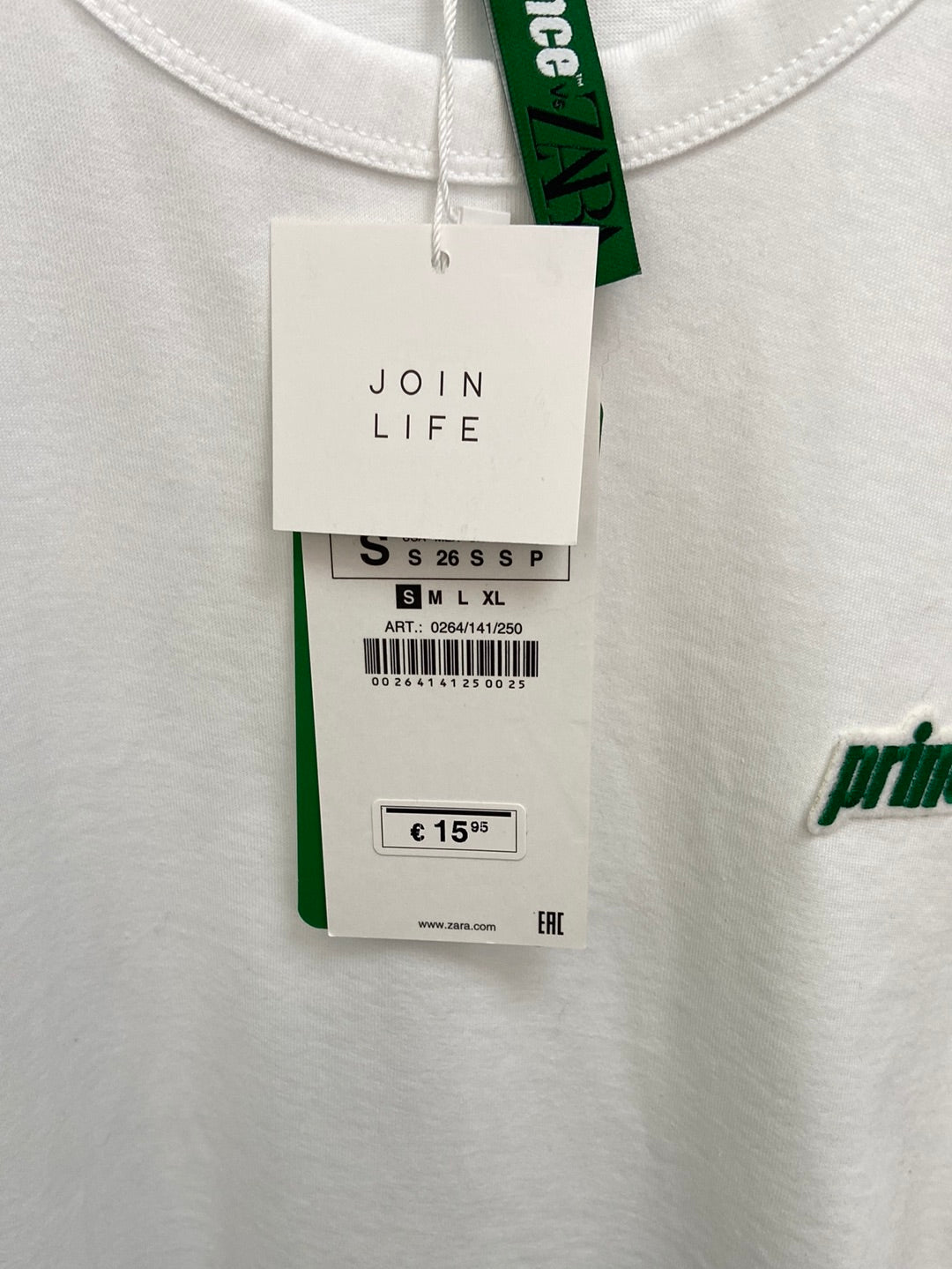 ZARA.Camiseta blanca básica  T.s prince