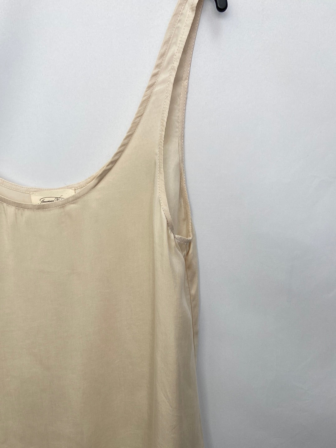 AMERICAN VINTAGE. Top 100% cupro beige T.s