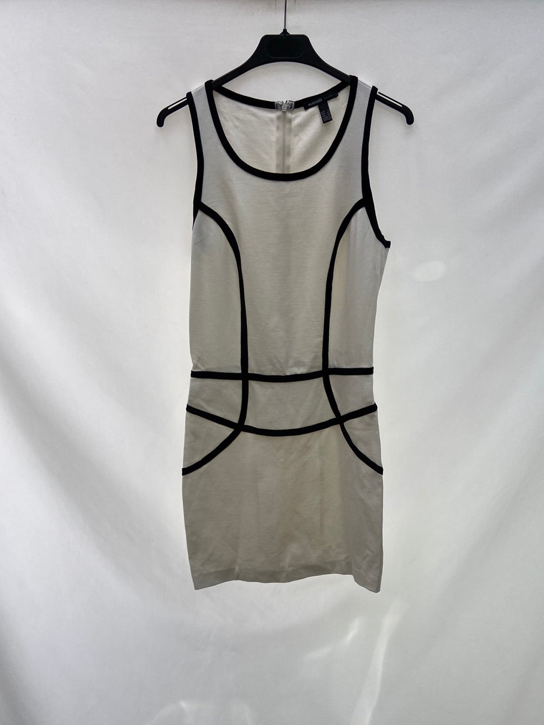 MANGO.Vestido blanco ajustado T.S