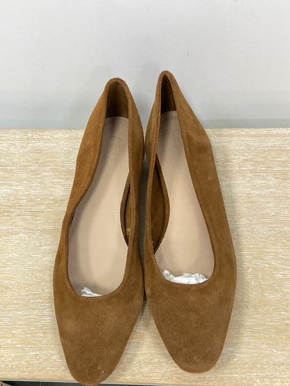 MASSIMO DUTTI.Manoletinas camel T.41