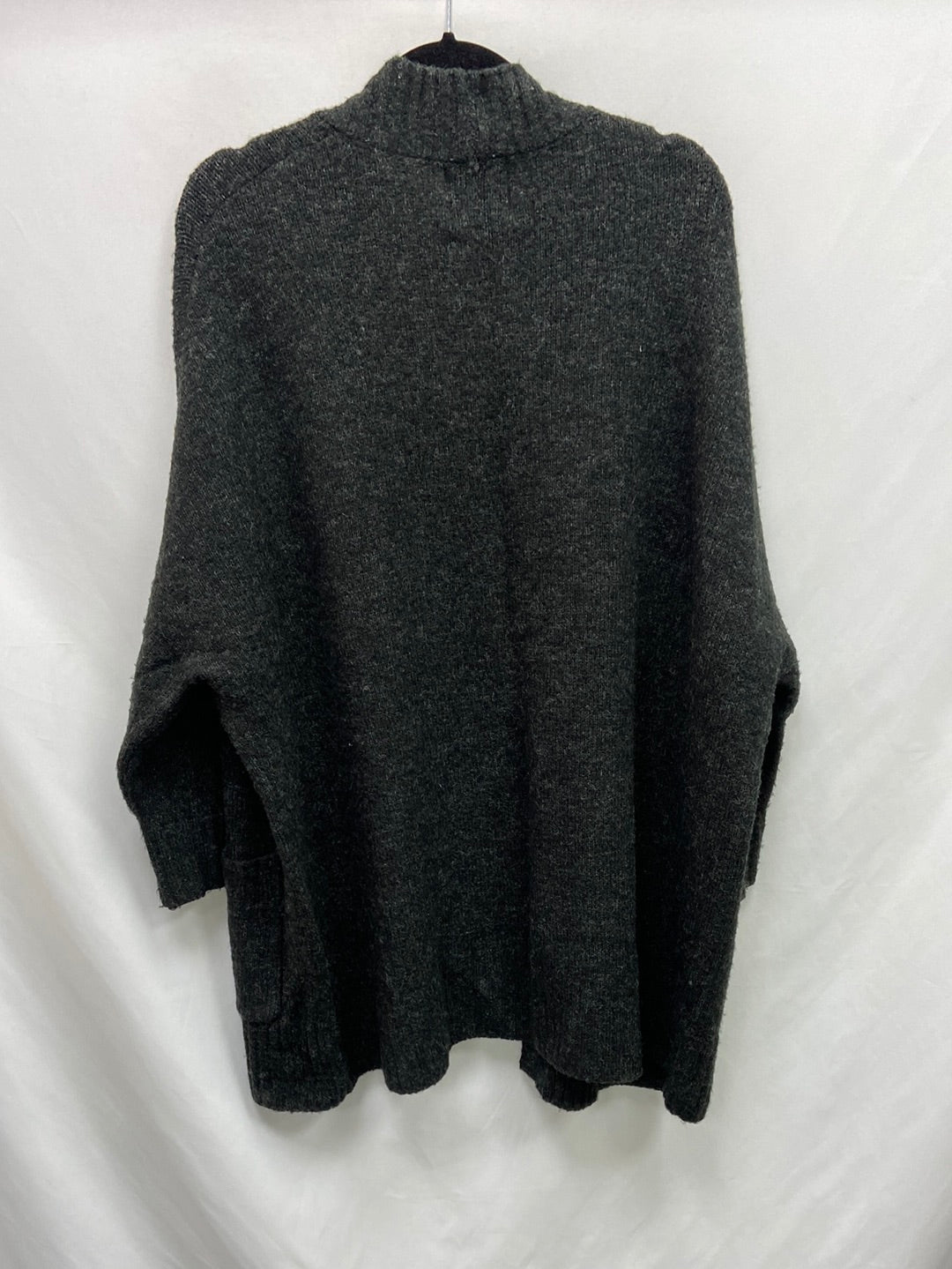 ZARA.Cárdigan gris T.M