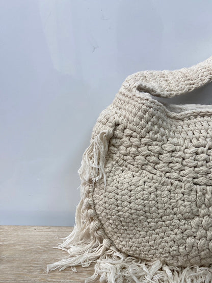 SHEIN. Beige braided crochet bag