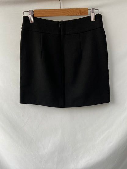ZARA.Falda negra formal T.xs