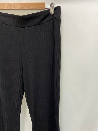H&amp;M. Black ribbed pants TM