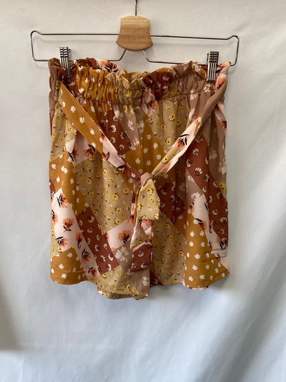 VALENTINA. Total TL printed look