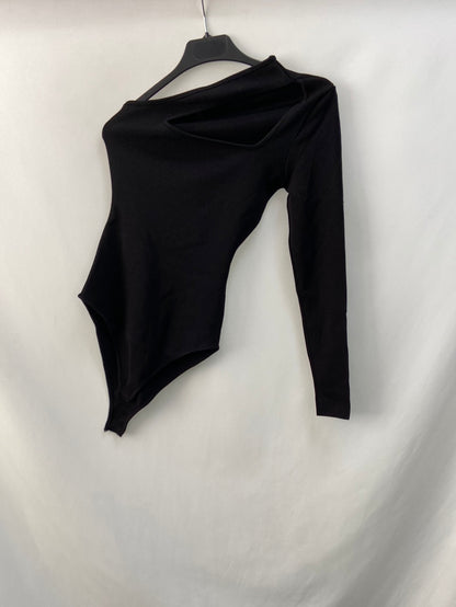 OTRAS.Body asimétrico abertura T.S