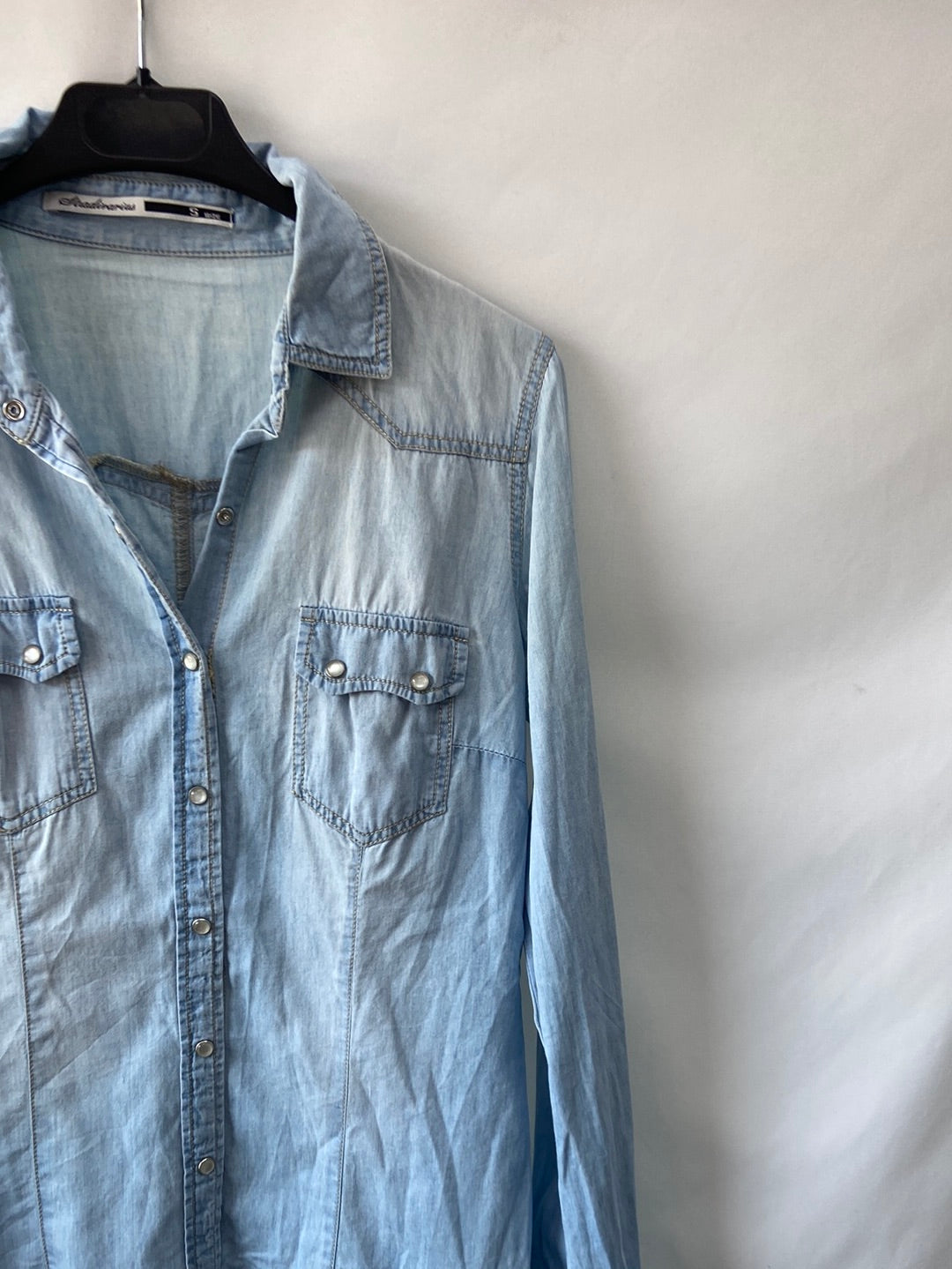 STRADIVARIUS. Ts denim shirt