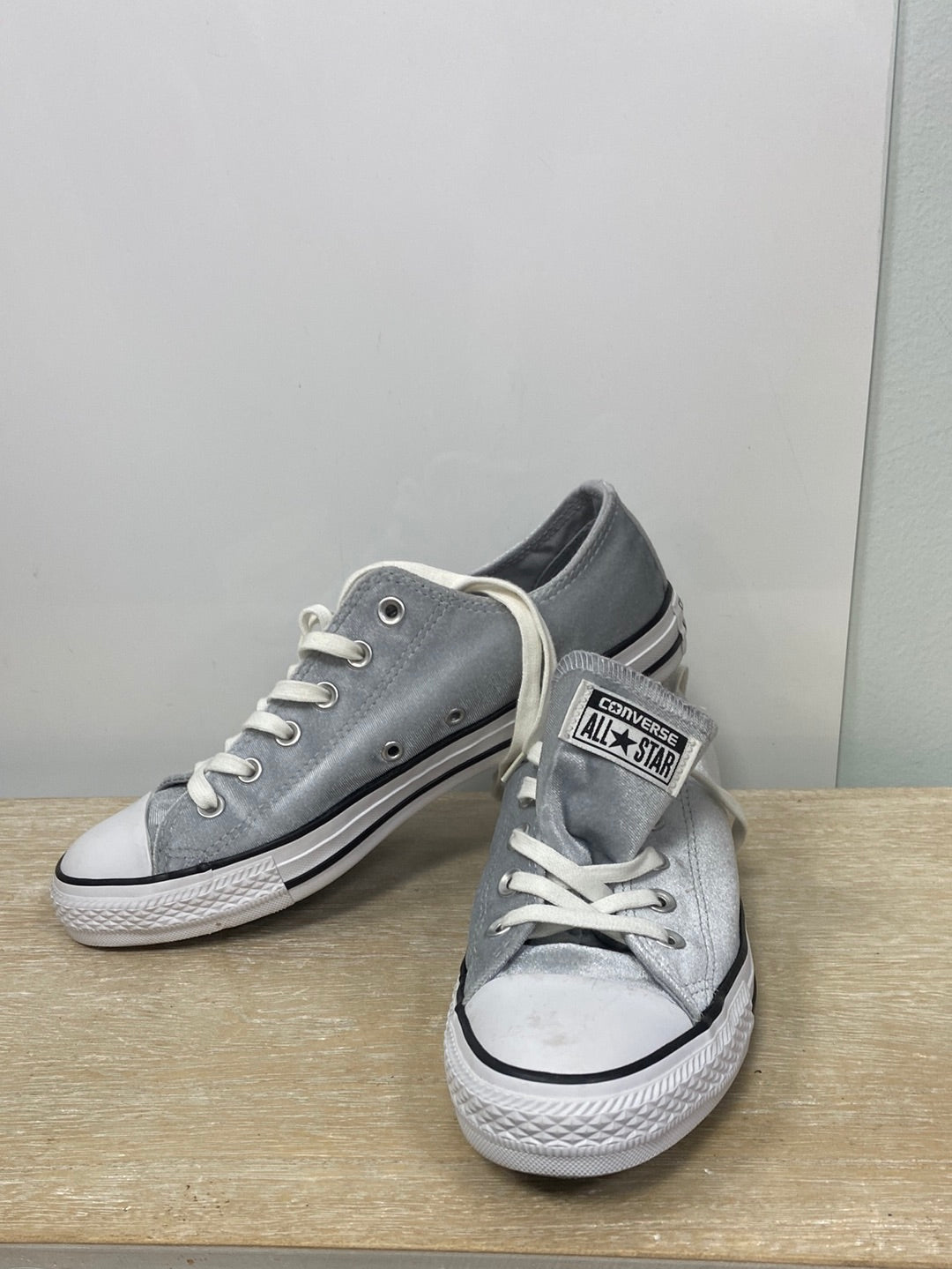CONVERSE.Grey velvet sneakers S.41 (tara)