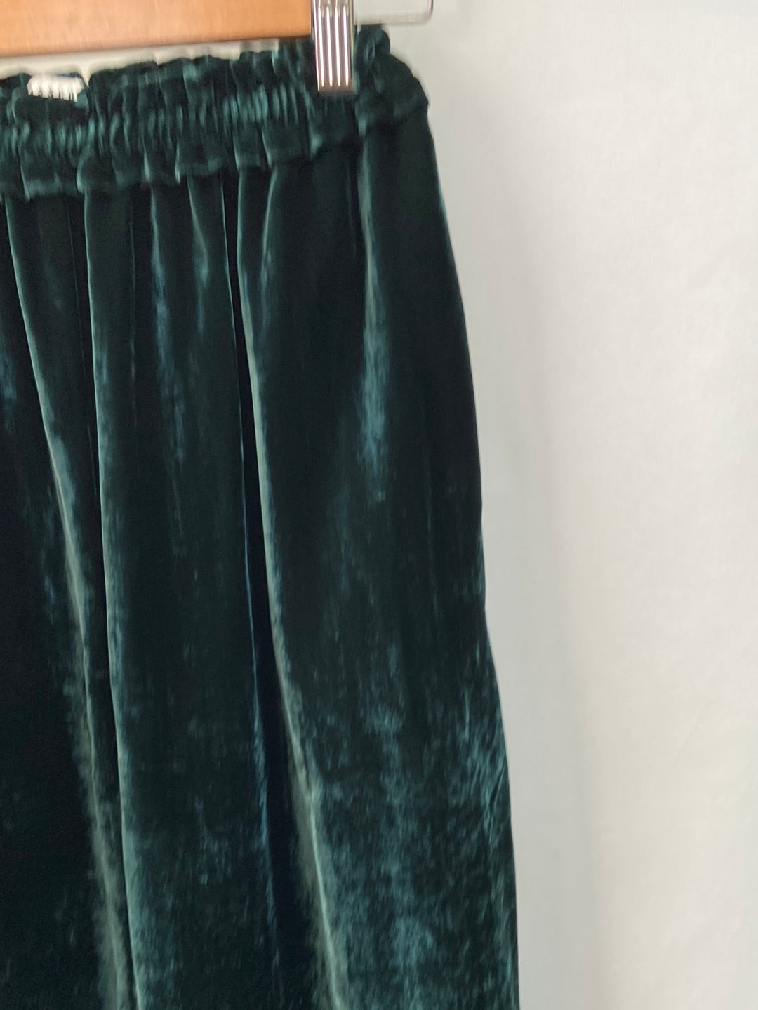 MASSCOB.Green velvet midi skirt S.34