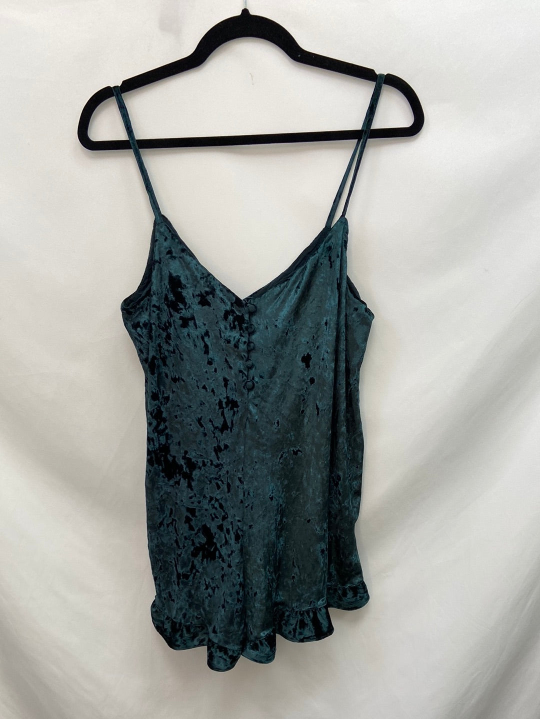 PULL&BEAR. Mono terciopelo verde T.l