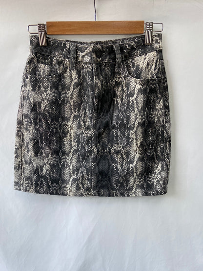 ZARA.Falda denim serpiente T.XS