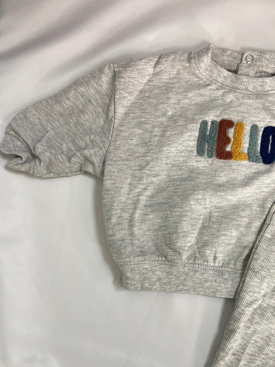 KIABI. Total look gray 12 months