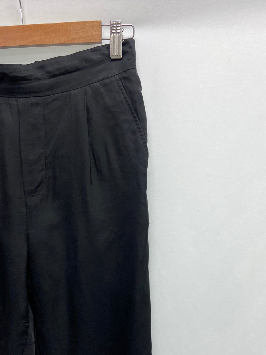 BIMBA Y LOLA. Black slim trousers, size 38
