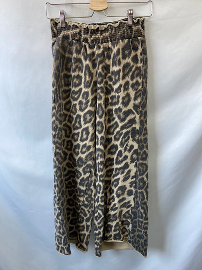 A THE SHOP. Leopard print straight leg trousers TU (36)
