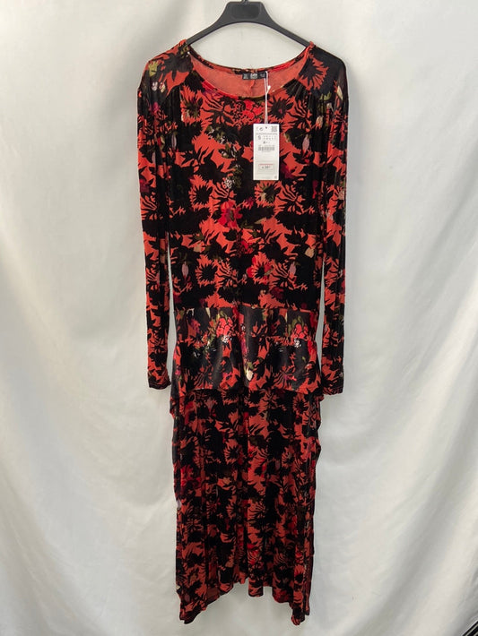 ZARA. Vestido midi terciopelo T.S