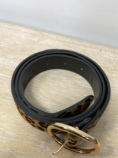 ZARA. Cinturón animal print de pelito  T.85