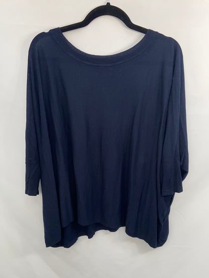 H&amp;M.Blue oversized knit t-shirt/sweater t.xs