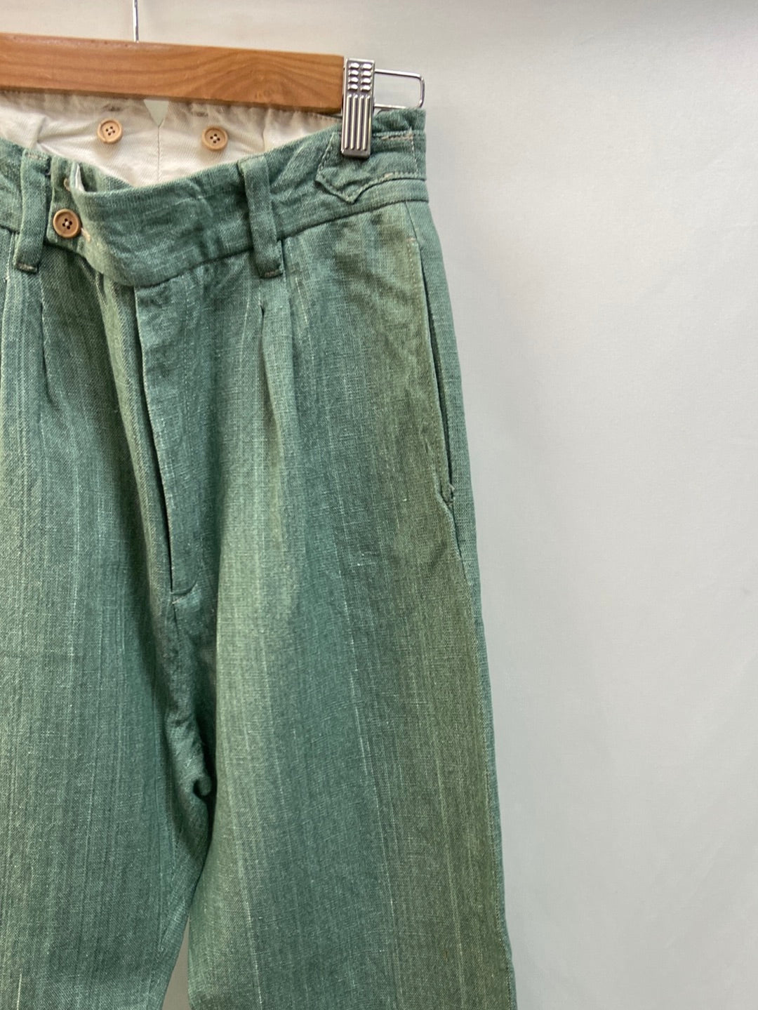 HECONCRETE. Heathered green slouchy pants T.xs