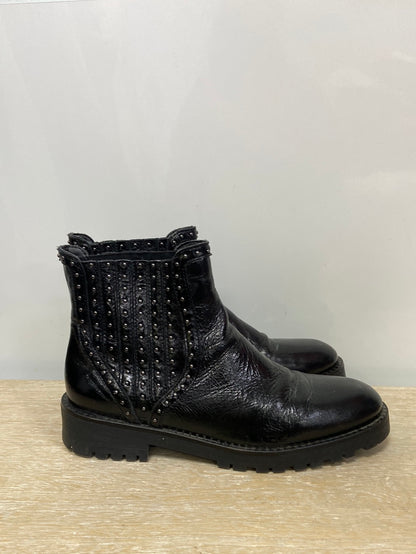 ZARA.Botines negros tachuelas T.39