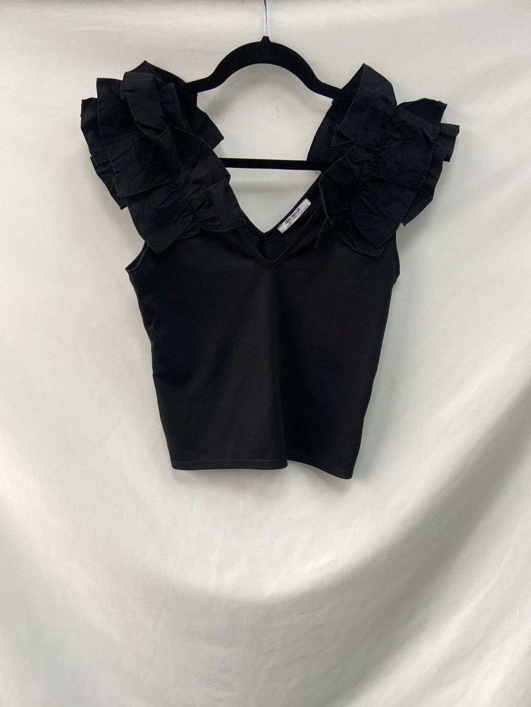 ZARA.Top negro volantes T.s