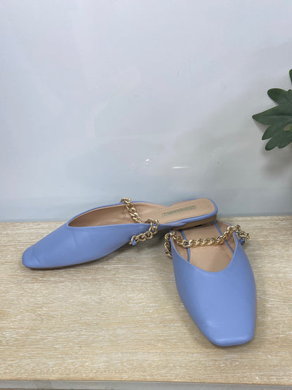 PRIMARK.Mules celestes cadena T.41