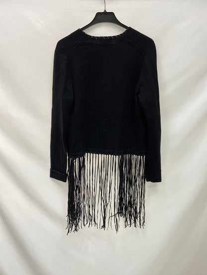 ZARA.Chaqueta negra punto flecos T.M