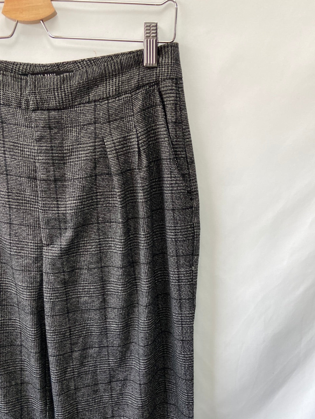 ZARA. Pantalón recto cuadros T.m