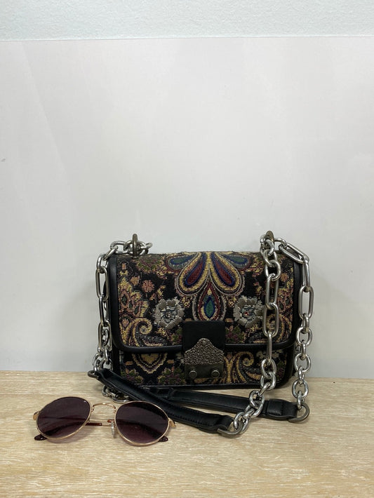 PARFOIS. Embroidered woven bag