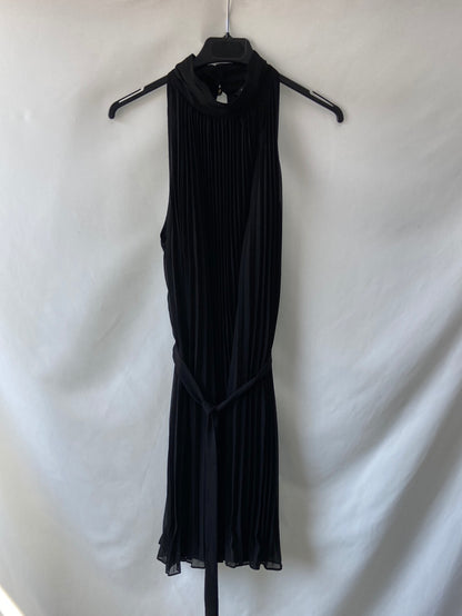 ZARA.Vestido negro midi plisado T.m