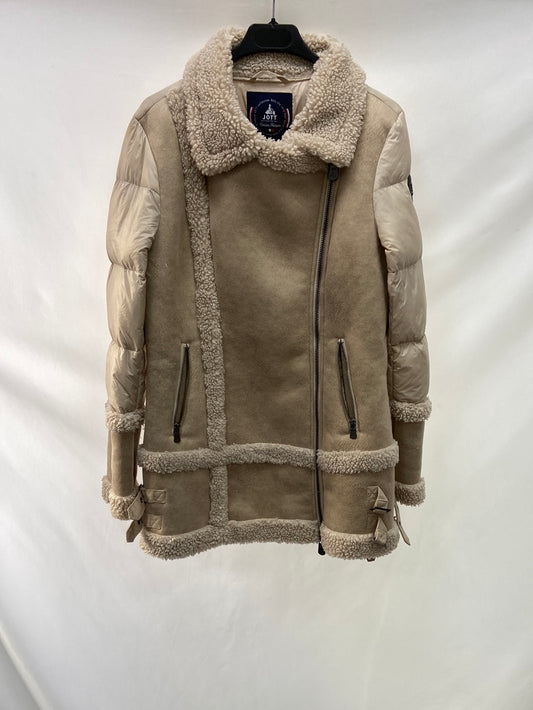 JOTT. Abrigo beige texturas T.s/m