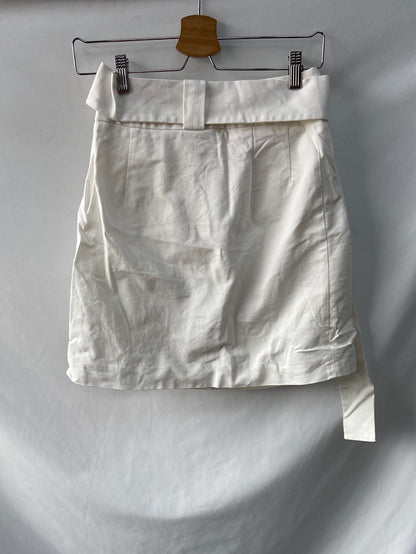 ZARA.White short skirt T.xs