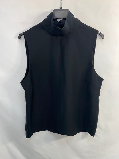 BIKBOK.Blusa negra cuello Perkins T.L