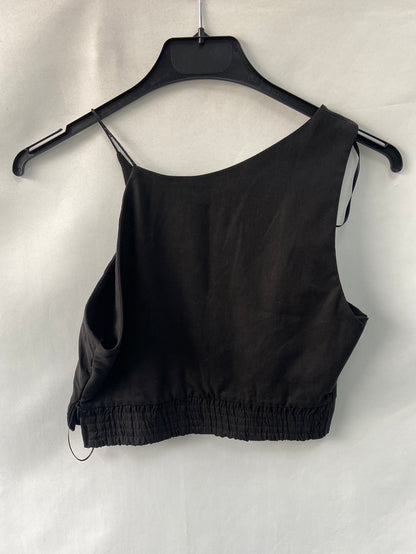 ZARA.Croptop negro T.XS