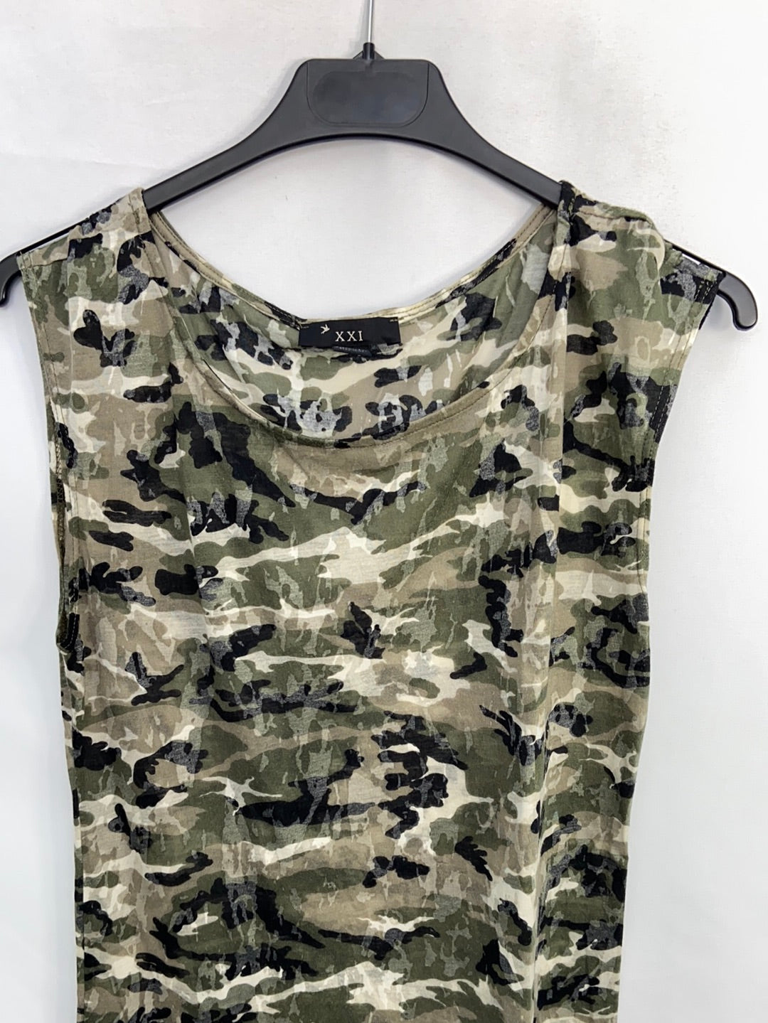 OTRAS.Camiseta finita larga camuflaje T.m