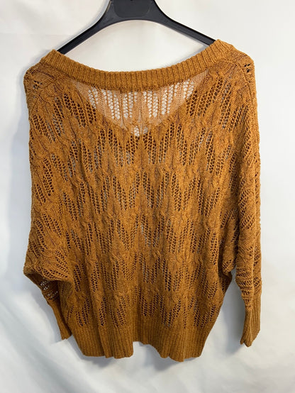 SFERA. Mustard die-cut jersey TM