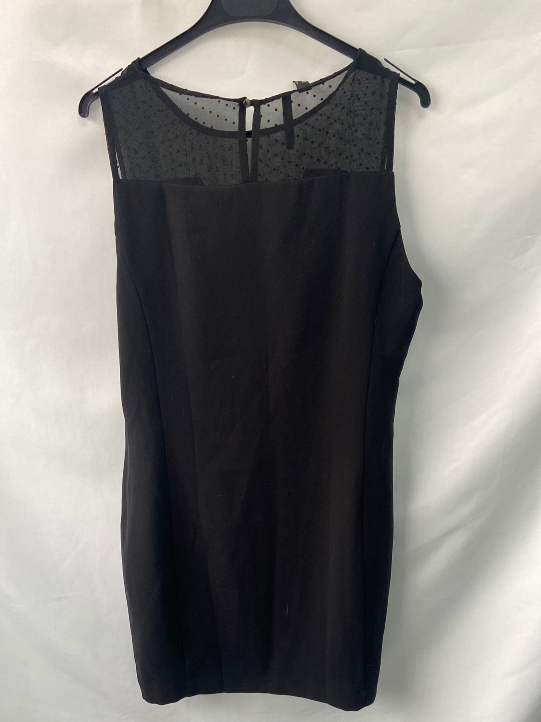 MANGO. Vestido negro hombros plumeti T.l