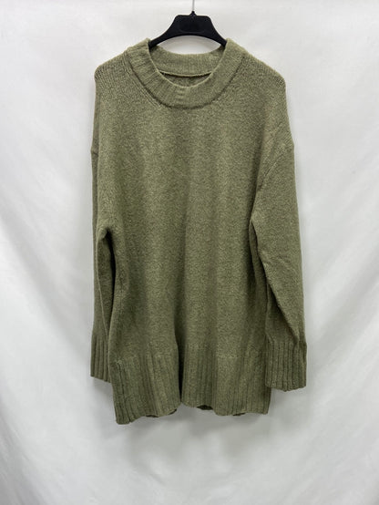OTRAS.Jersey verde oversized TU (S/M)