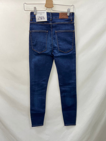 ZARA.Pantalones pitillo clásicos denim oscuro T.36