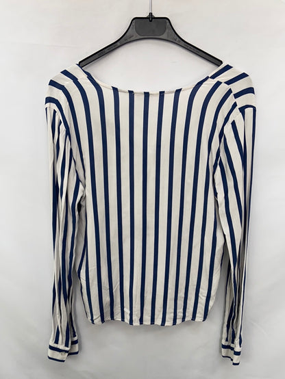 PULL&BEAR.Blusa blanca rayas azules T.S