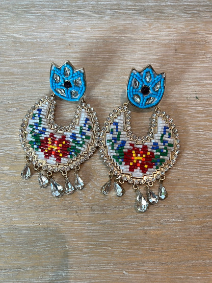 UTERQÜE. Pendientes abalorios