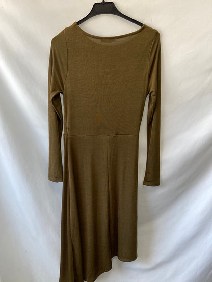 MANGO.Vestido midi verde brillante T.s