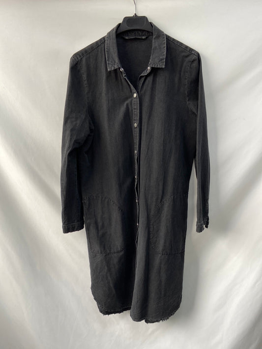 ZARA.Sobrecamisa negra efecto lavado T.m