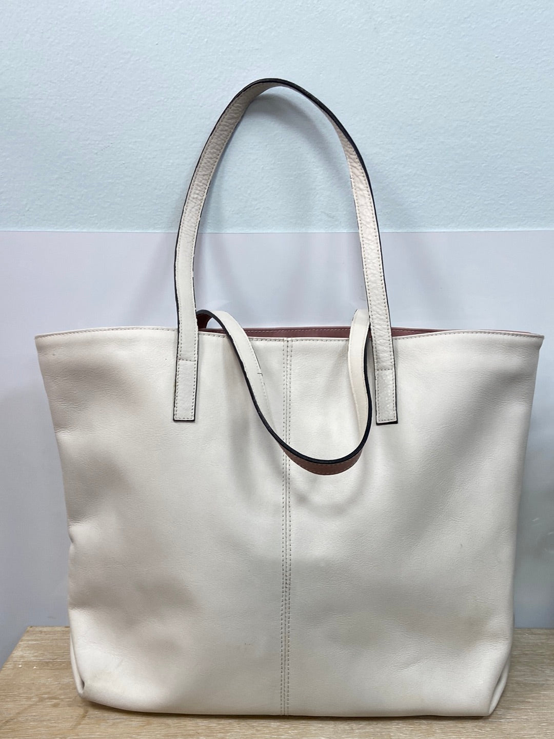 OTRAS. Bolso blanco grande