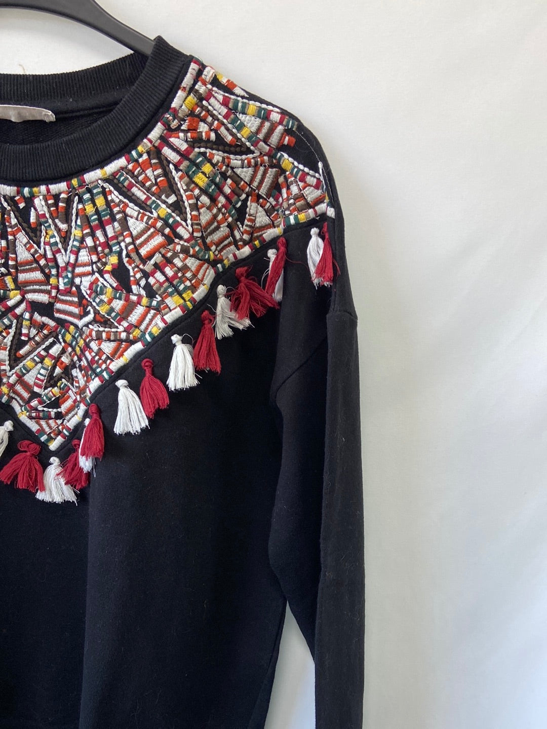 MANGO.Sudadera bordada flecos T.M