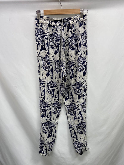 FOREVER 21. Printed fluid trousers S.XS
