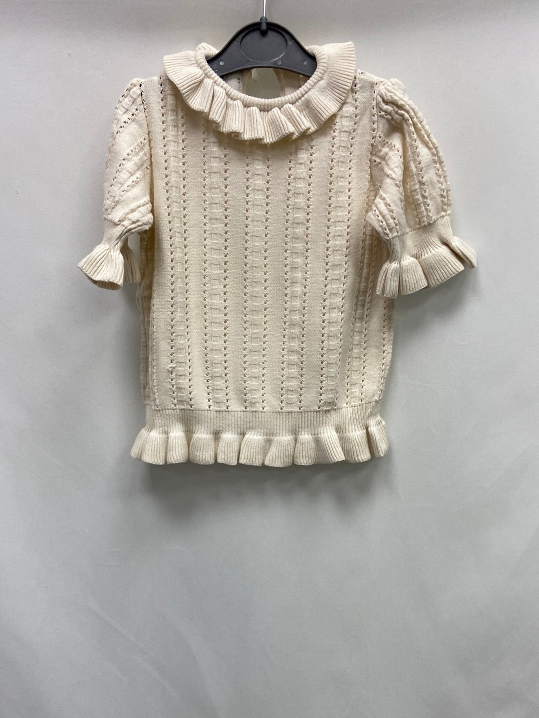 BIRIMIT. Beige knit top, size 4 years