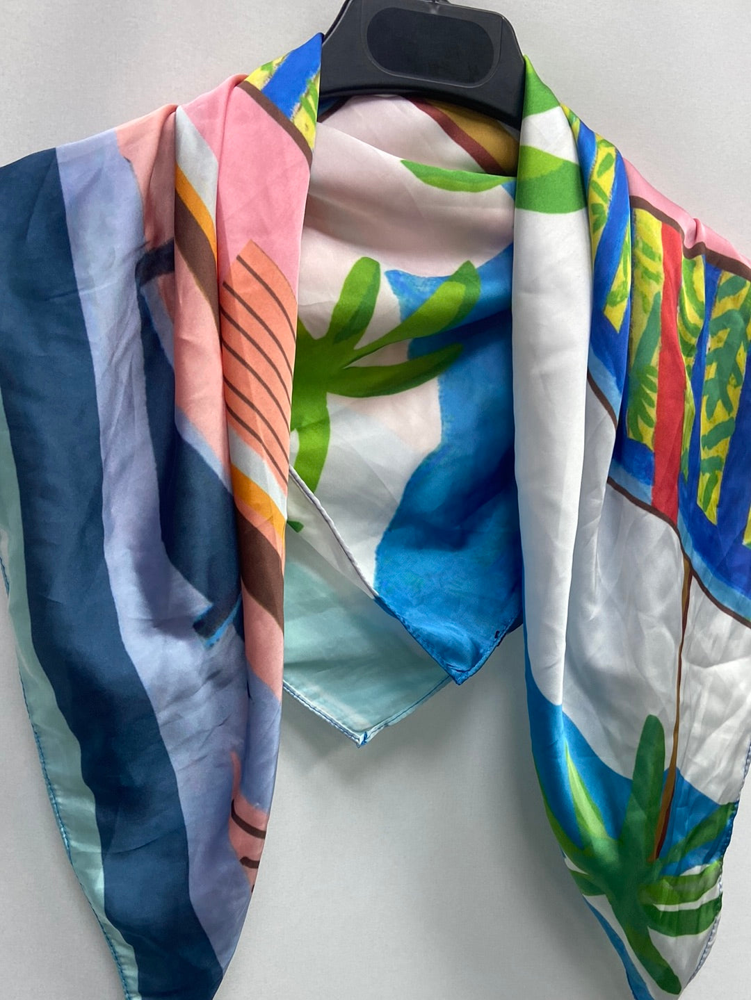 OTHERS. Palm tree scarf