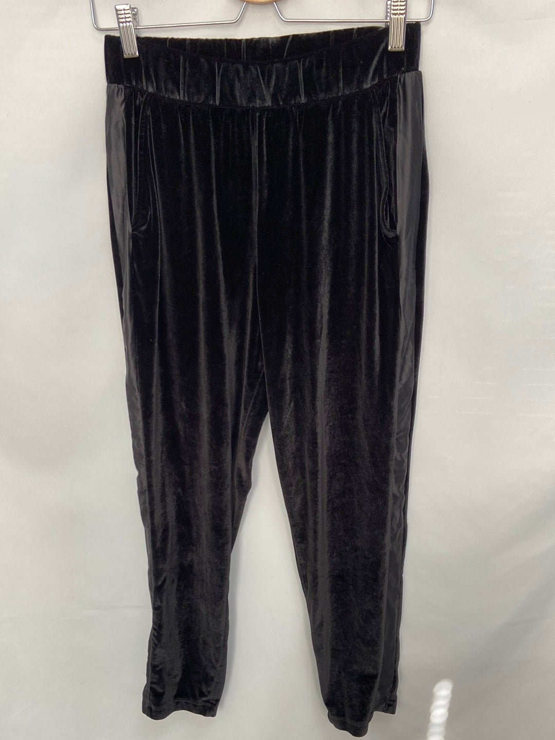 CALZEDONIA. Relaxed velvet trousers TM