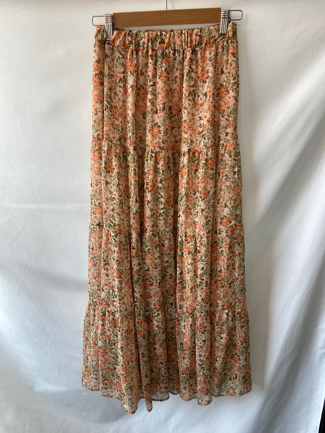 STRADIVARIUS.Falda larga flores T.XS